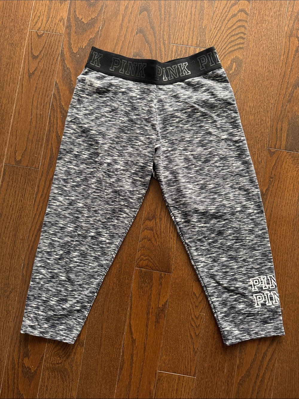 PINK Victoria's Secret Black & Gray Space-Dye Cropped Leggings